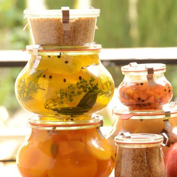 Preserved Pears