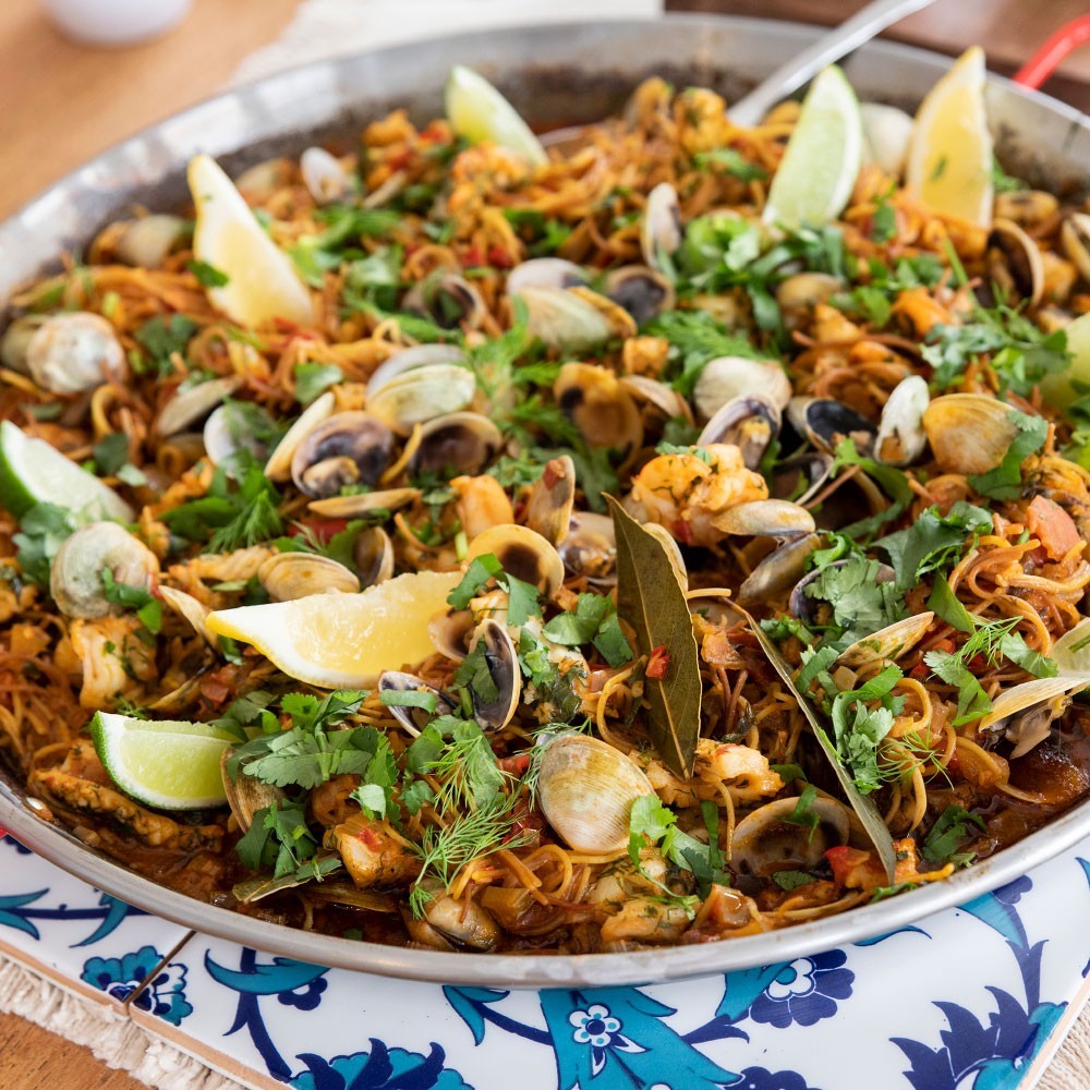 Noodle paella