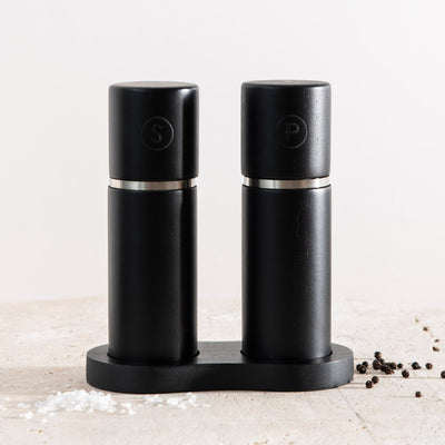 Atlas Black Set 2 18x16cm Salt & Pepper Mill