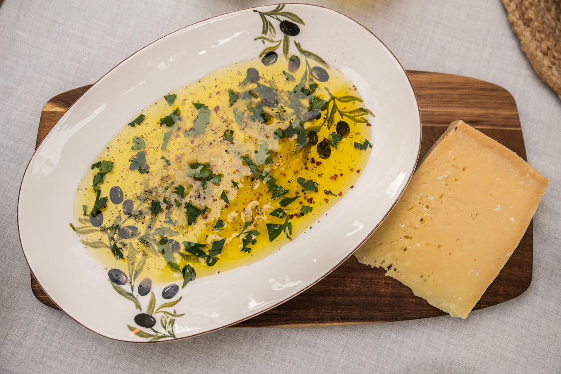 Garlic, Chilli & Parmesan Dipping Oil
