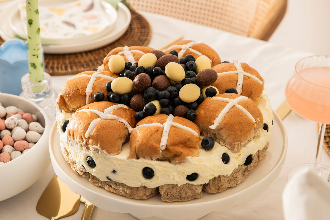 HOT CROSS BUN CHEESECAKE