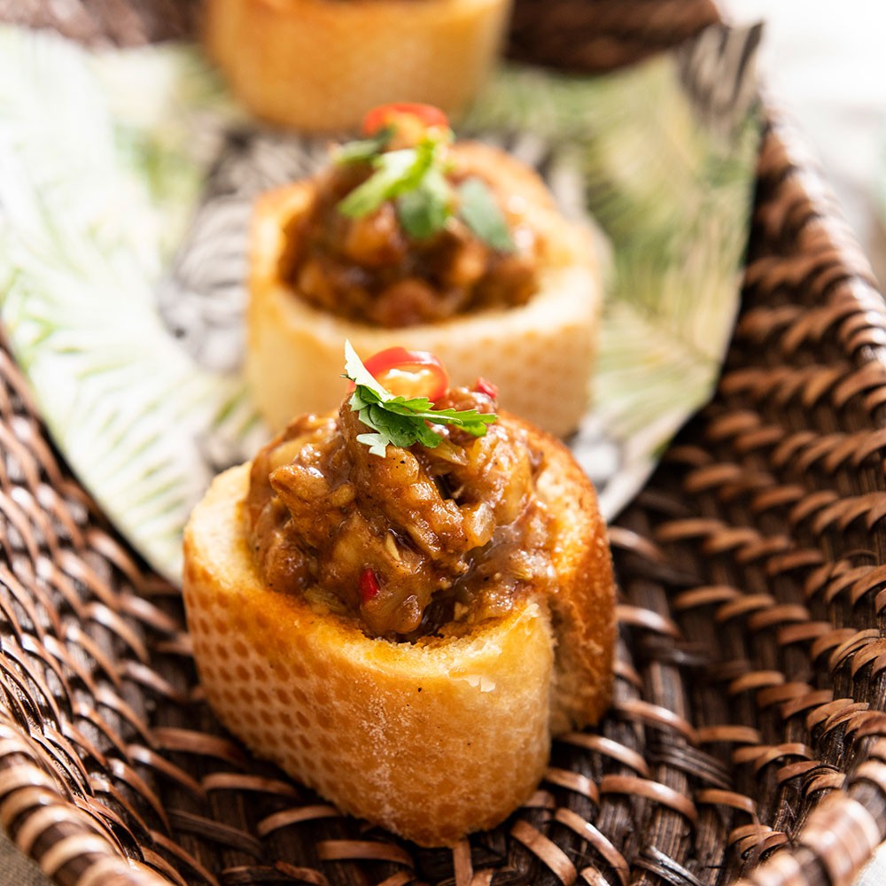 Chicken Curry (bunny chow)