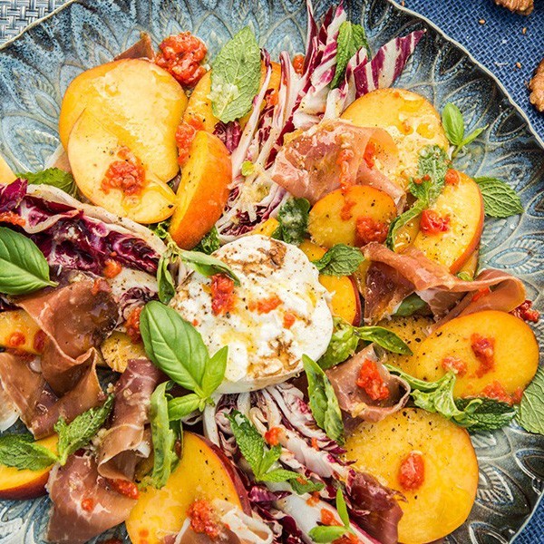Peach and Prosciutto Salad