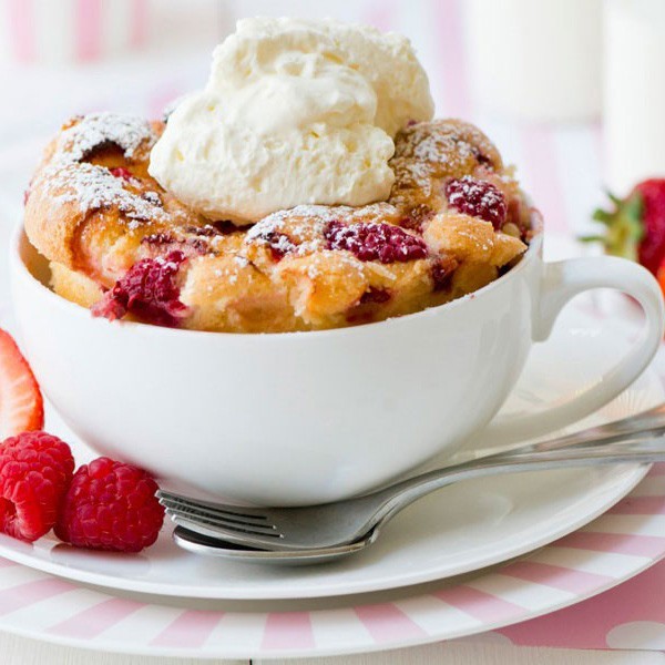Raspberry & Strawberry Teacup Cakes
