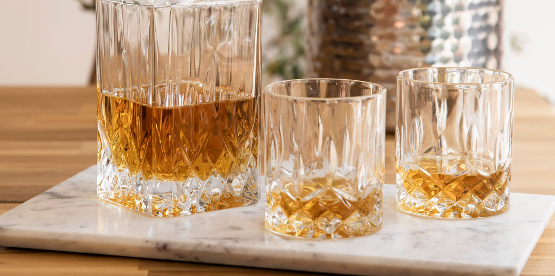 Whisky Glasses Demystified: A Guide to Choosing the Perfect Whisky Glass