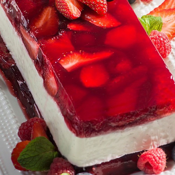 Berry Jelly with Mascarpone