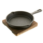 Cast Iron Skillet with Acacia Trivet