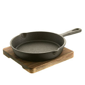 SKILLET Cast Iron with Acacia Trivet 15x24cm