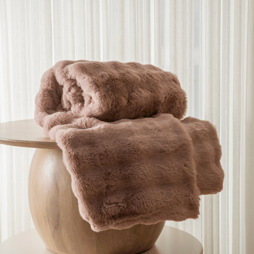 Mauve Ripple 130x180cm Faux Rabbit Fur Throw