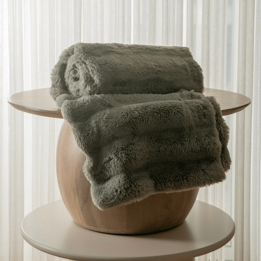 Green Haze Ripple 180x220cm Faux Rabbit Fur Throw