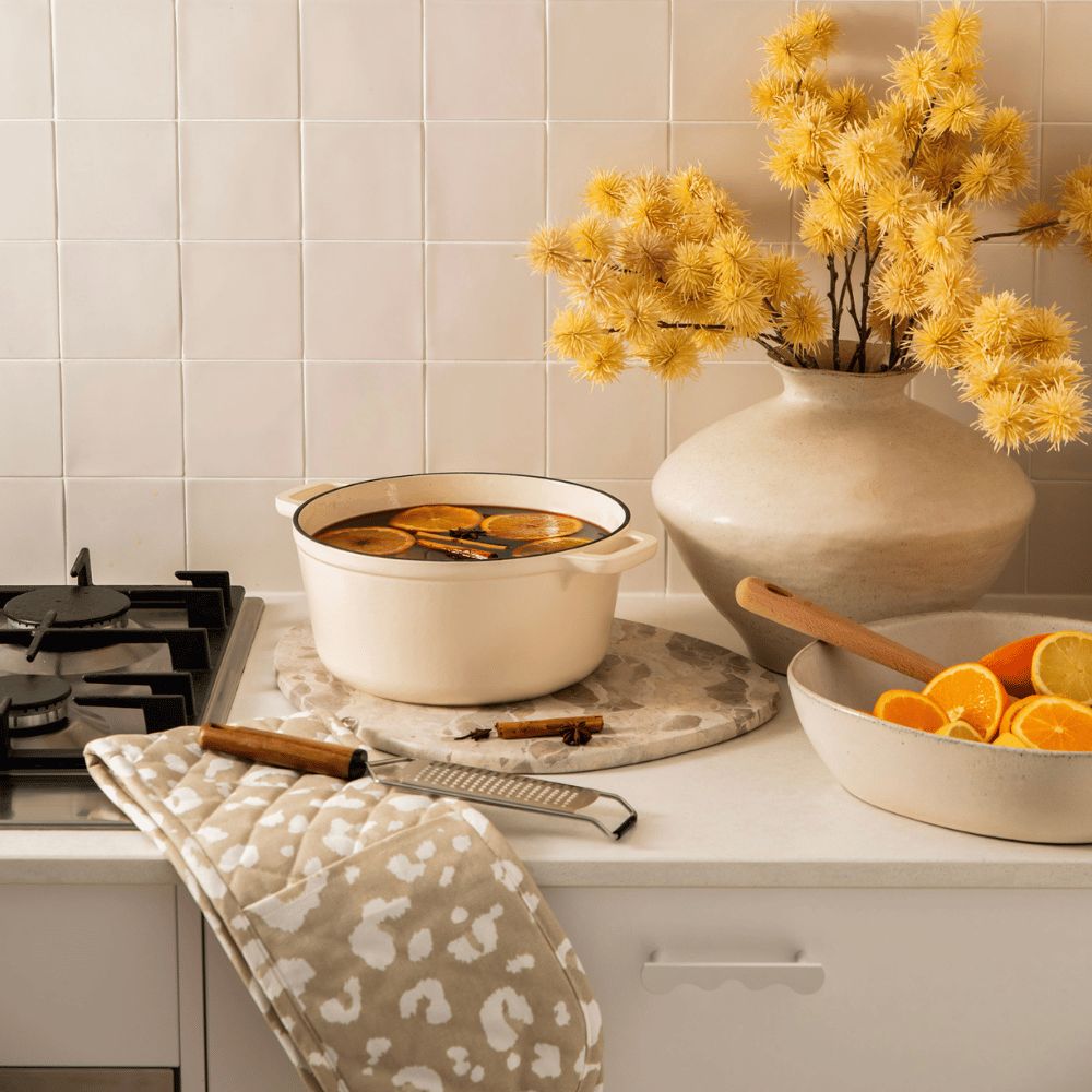 Matte Cream Round 25.5cm 4.6L Cast Iron Casserole Pot