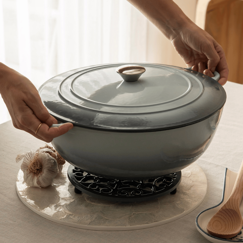 Ombre Denim Blue Round 32.5cm 7L Cast Iron Casserole Pot