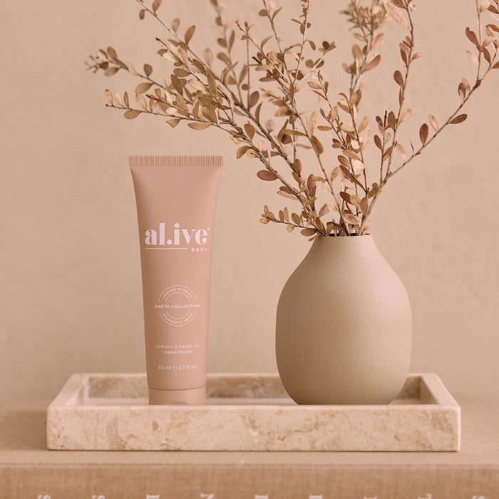 al.ive body Hand Cream Apricot & Sweet Fig