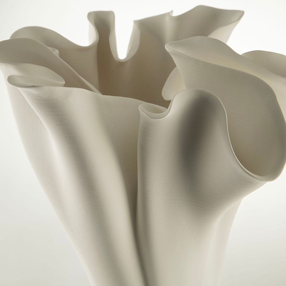 White Lily 3D Printed 31x29x38cm Ceramic Vase