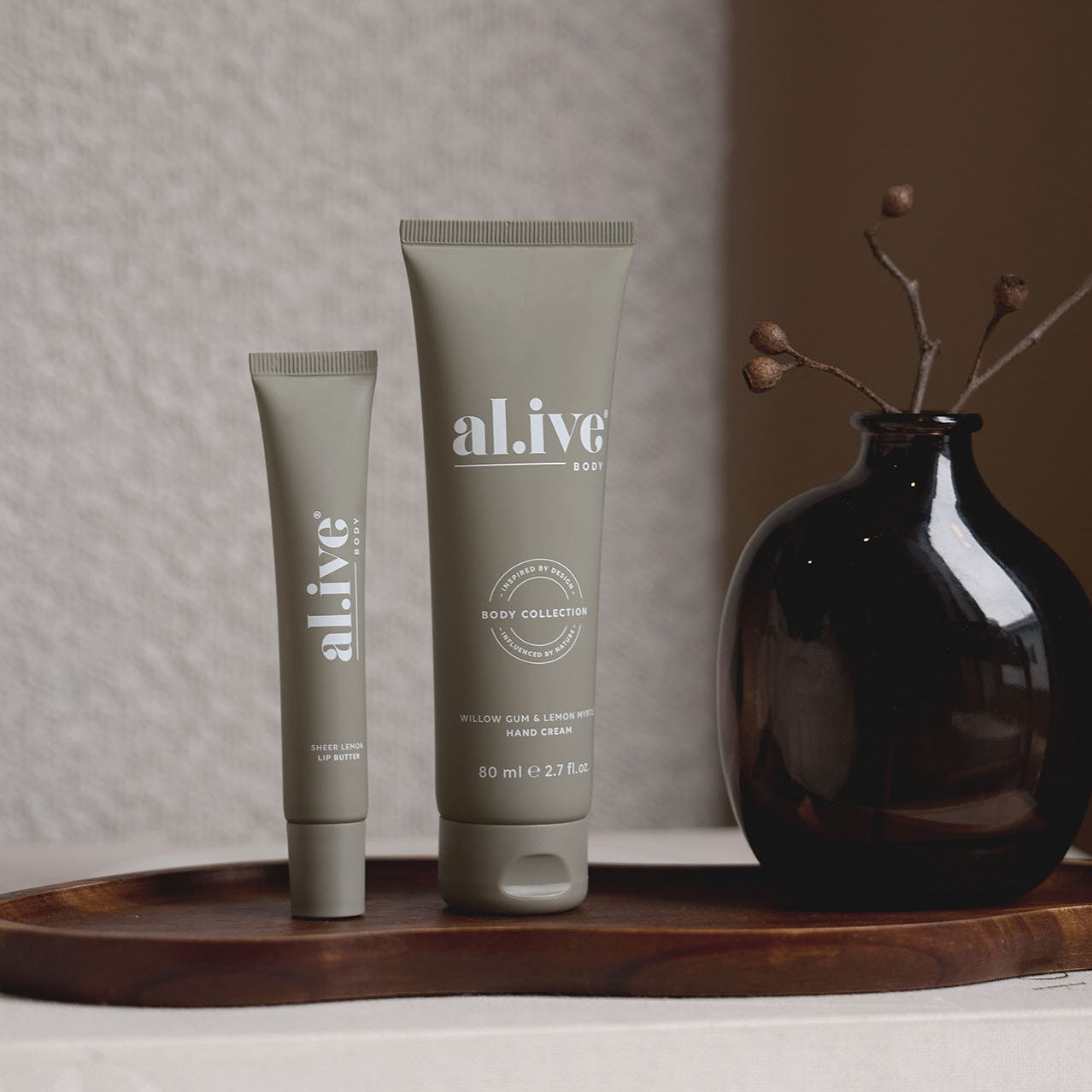 al.ive body Hand Cream  Willow Gum & Lemon Myrtle