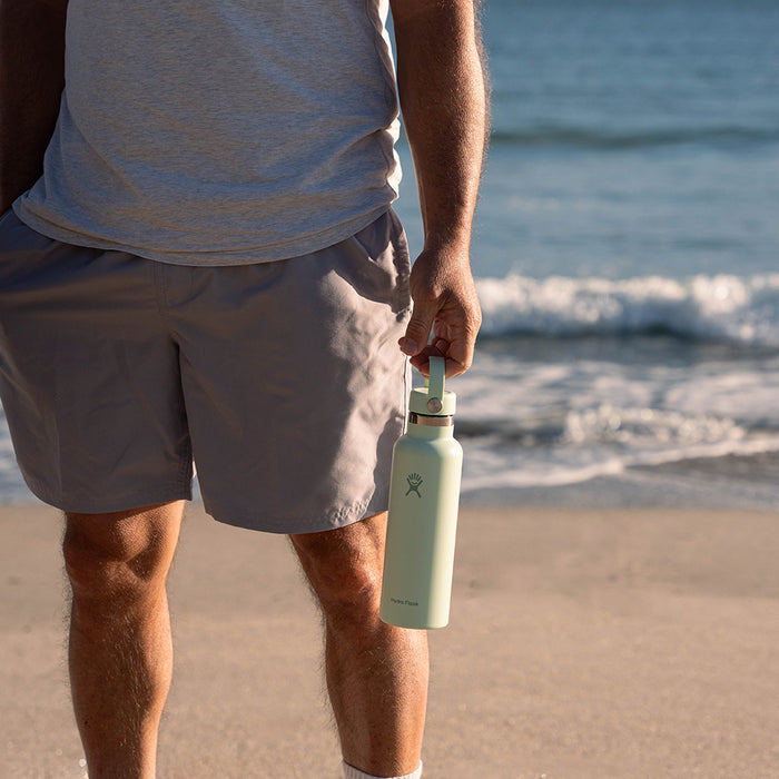 Hydro Flask Standard Mouth Surf Bottle with Flex Straw Cap 621ml