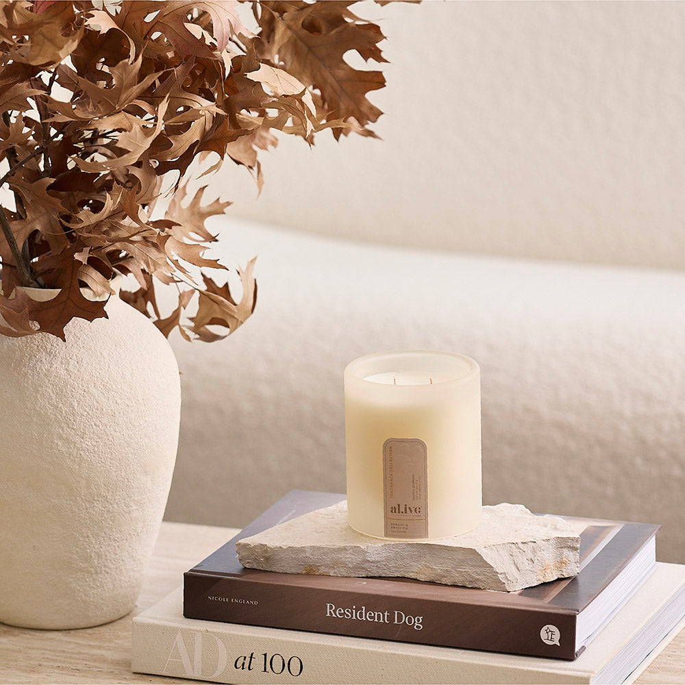 al.ive home Soy Candle Apricot & Sweet Fig