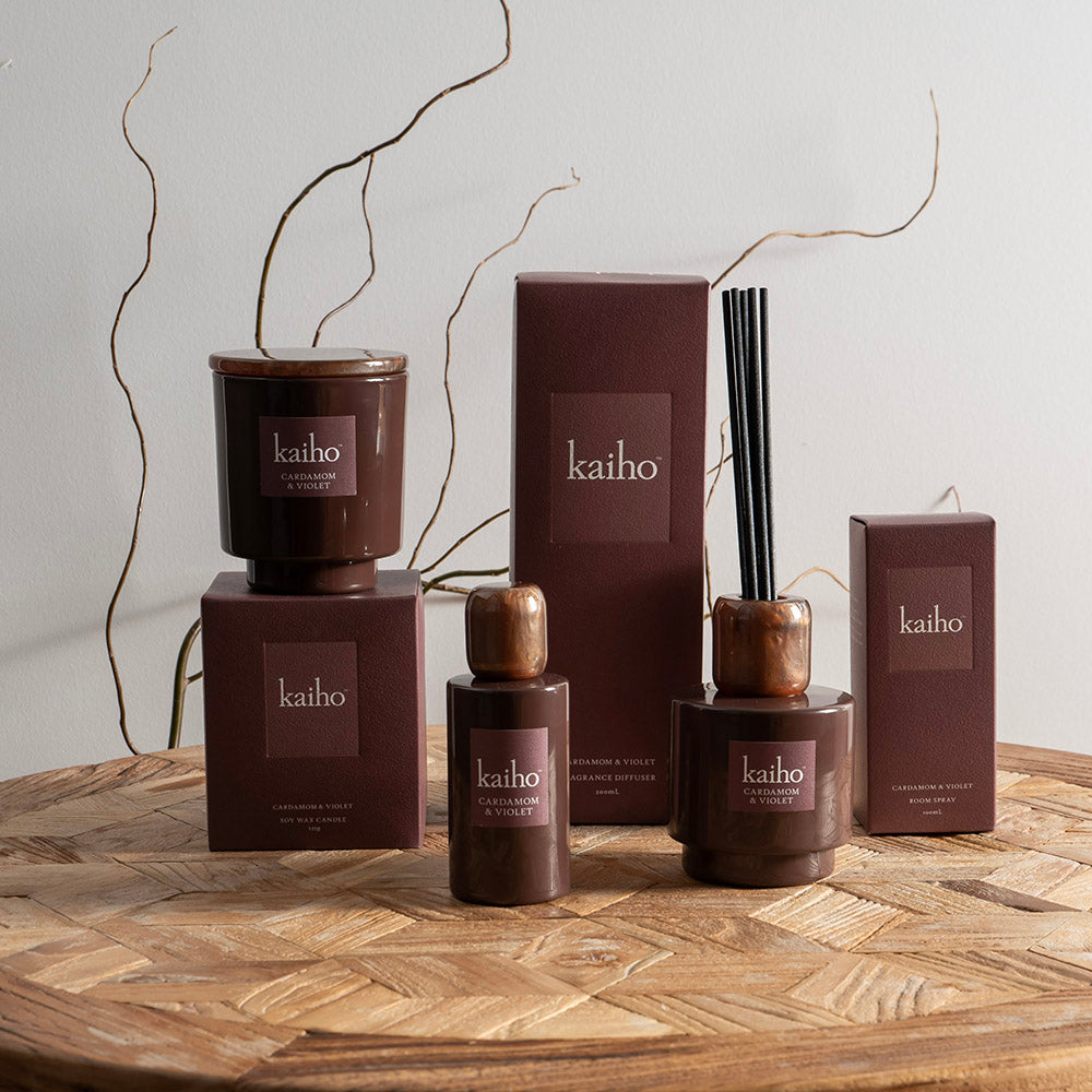 kaiho™ Cardamom & Violet 235g Candle