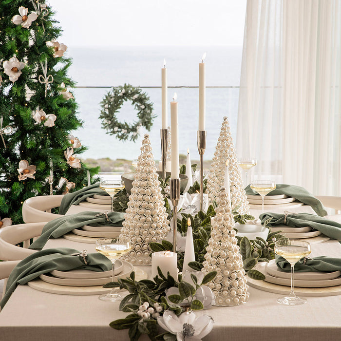 Wreath Leaves with White Berries 60cm