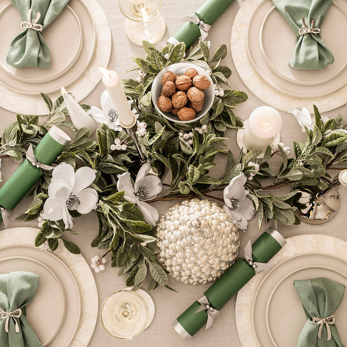 Garland with Leaves & White Berries 180cm