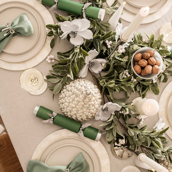 Garland with Leaves & White Berries 180cm