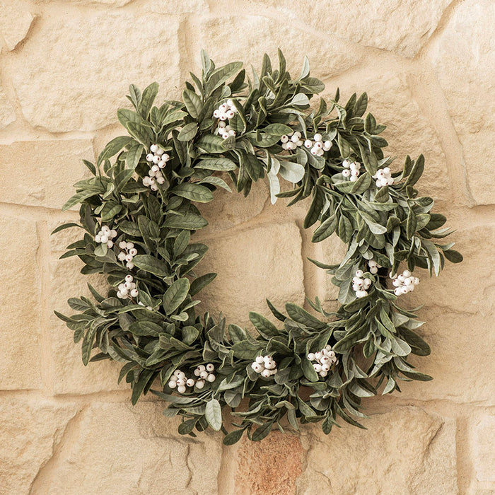 Wreath Leaves with White Berries 60cm