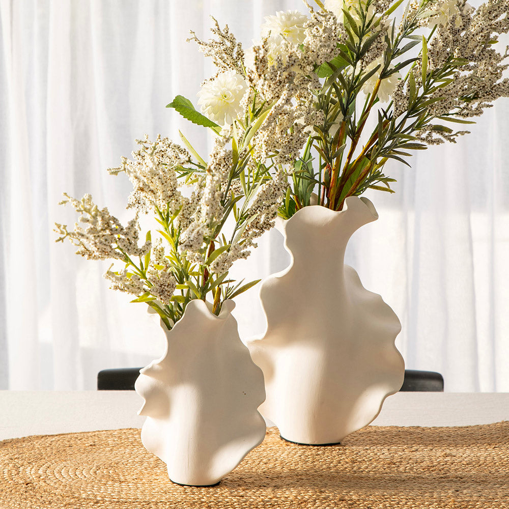 White Frilly 15x13.5x21cm Ceramic Vase