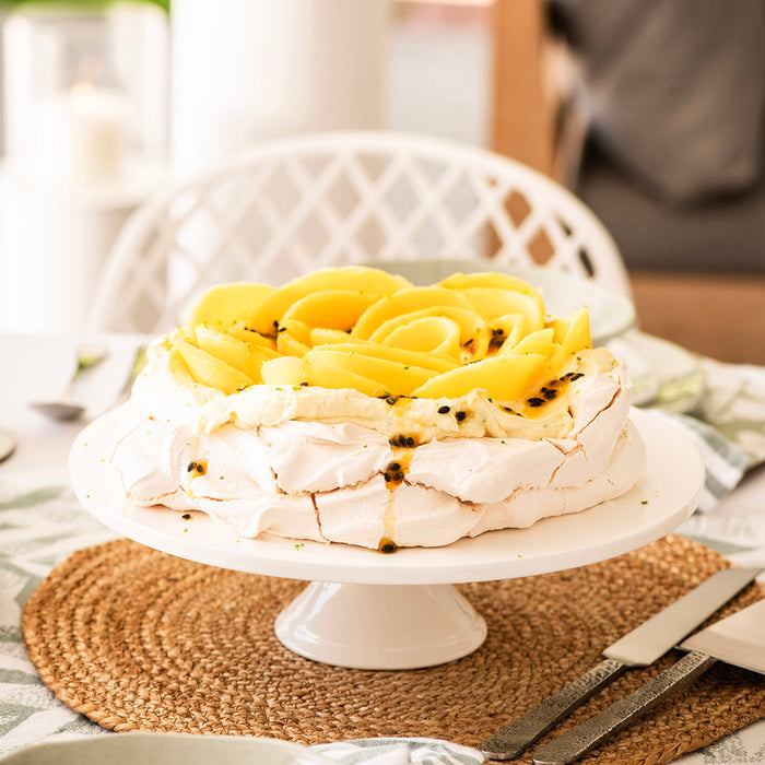 Royal White Cake Stand