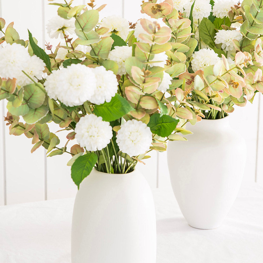 Single Mini Dahlia with 3 Heads White