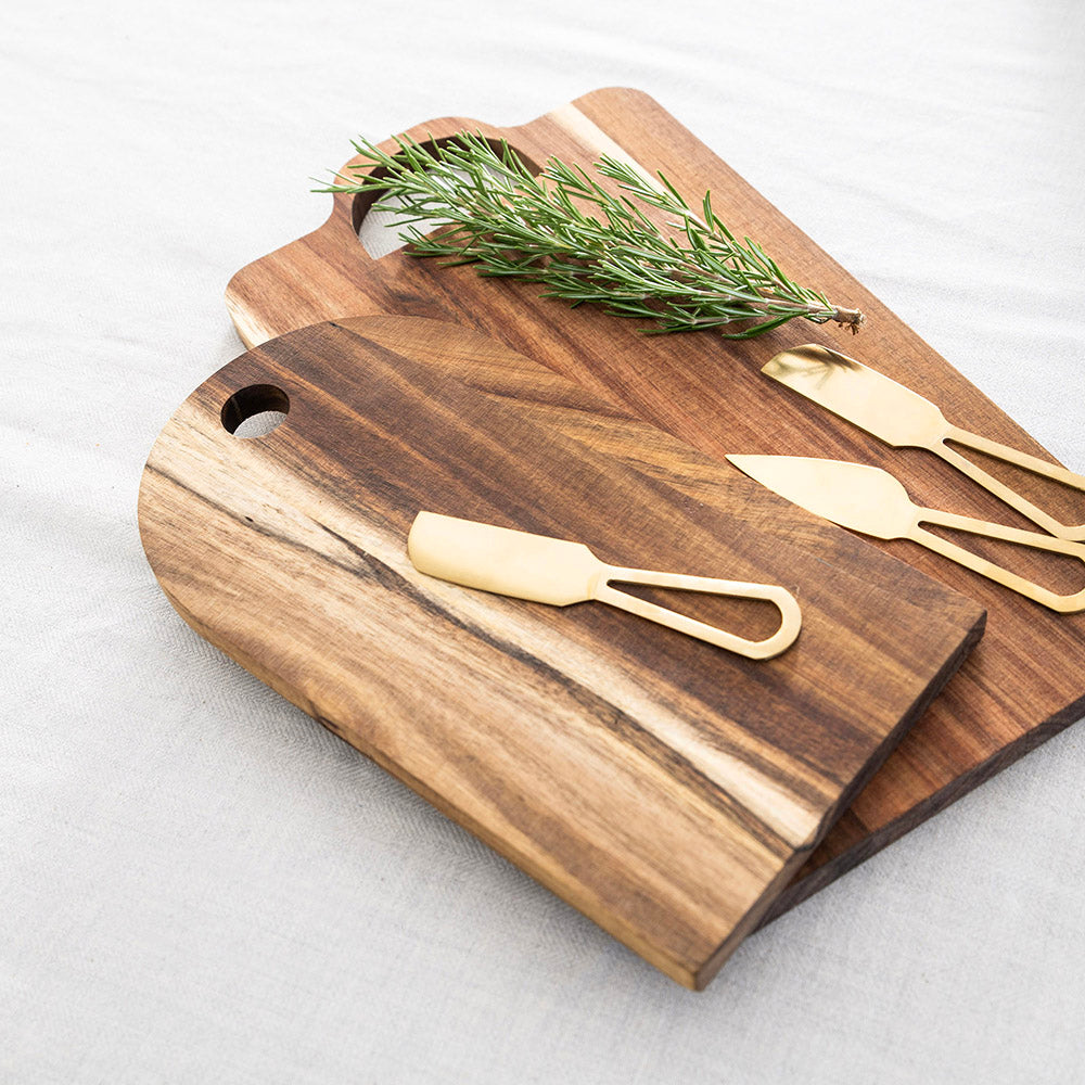 Acacia Board with 2 Knives Cheese Set