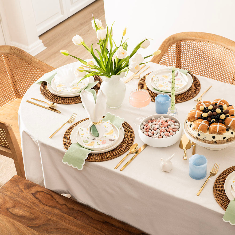 Tulip White 22.5cm Glass Vase