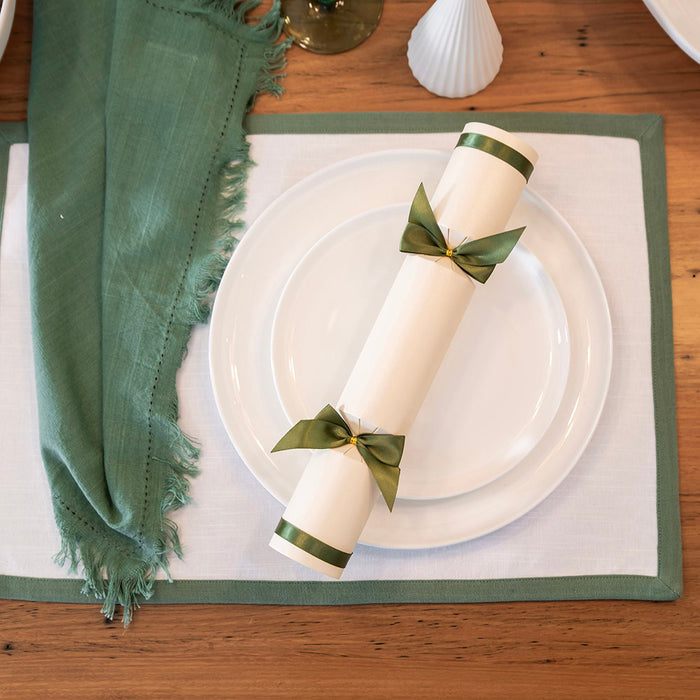 PLACEMAT White and Green Trim 33x48cm