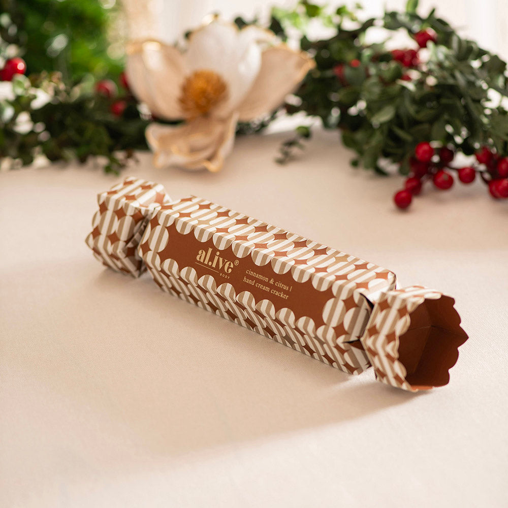 al.ive body Hand Cream Cinnamon & Citrus Cracker