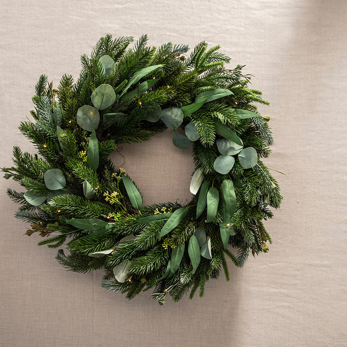 WREATH Eucalyptus and Fir with LED 66cm