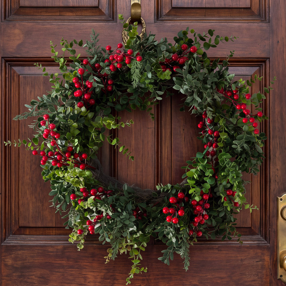 Red Berries 61cm Wreath