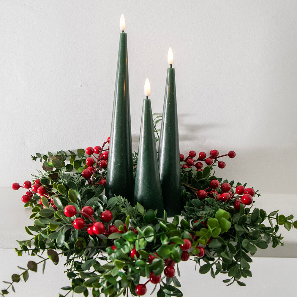 Red Berries 17cm Candle Wreath