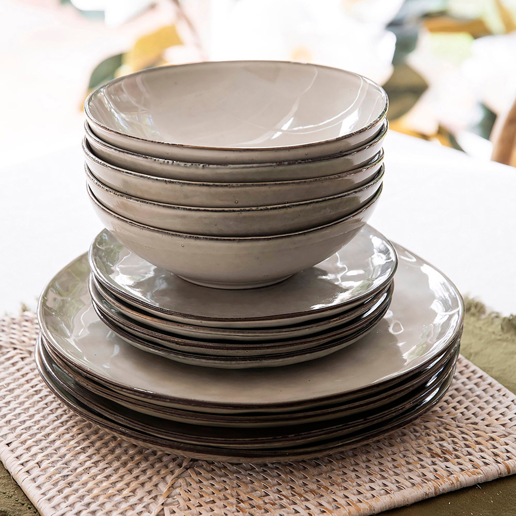 SIDE PLATE Stoneware Olive Green 20cm - Wheel&Barrow Home