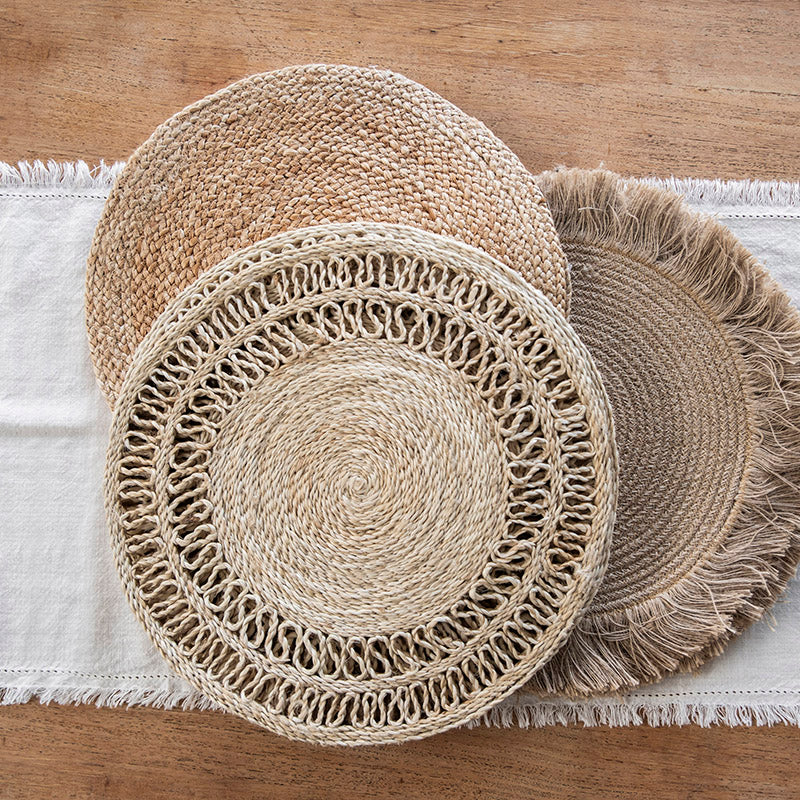 PLACEMAT Round Palm Fibre Fringed 41cm - Wheel&Barrow Home
